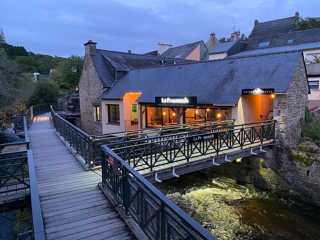 Vue extérieure depuis le pont de Pont-Aven